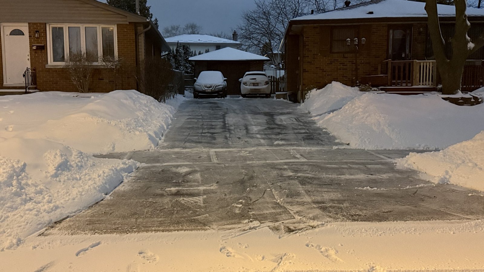 Commercial snow removal at a medical clinic in London, Ontario