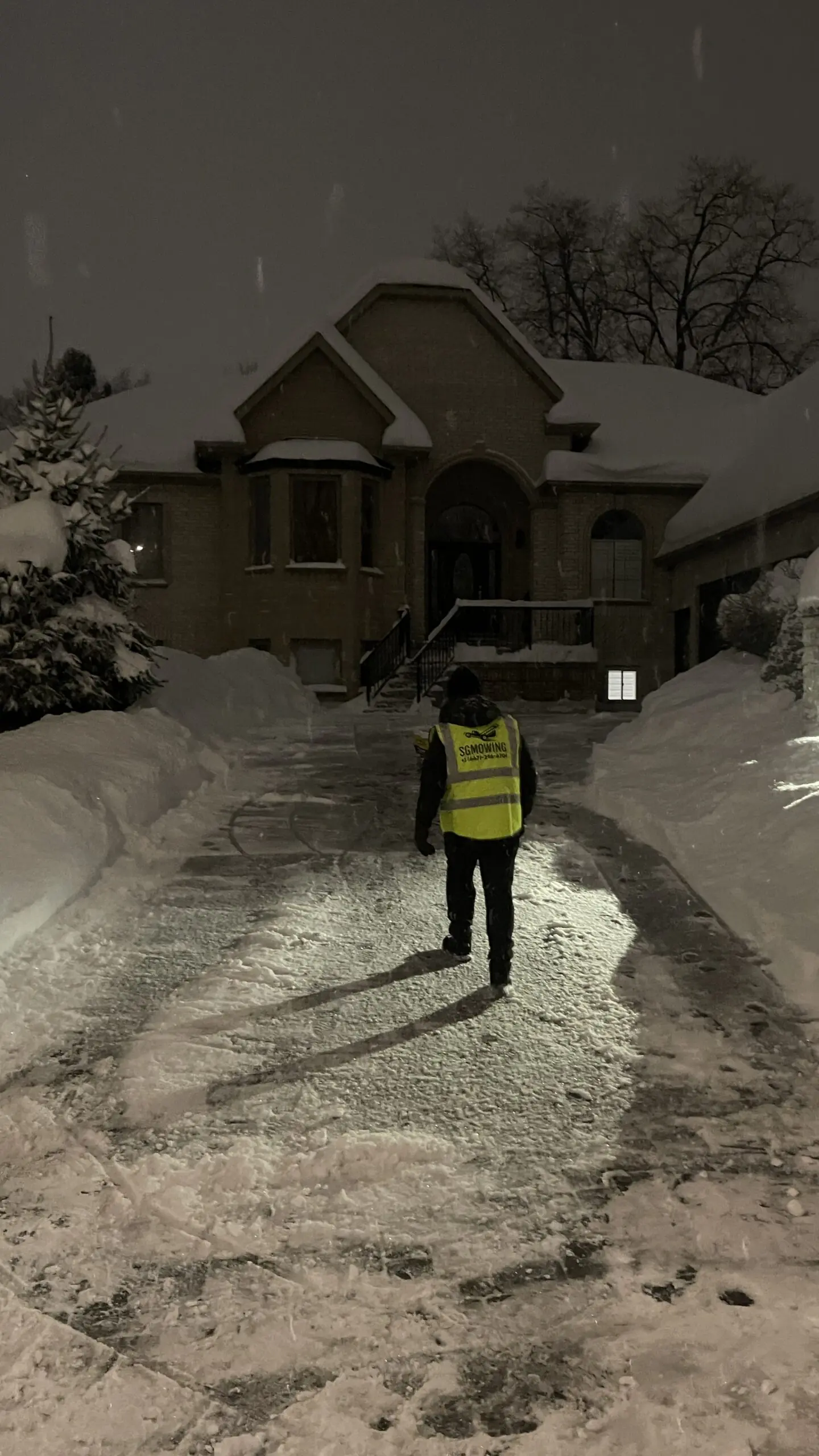 Snow Removal London Ontario Residential Driveway